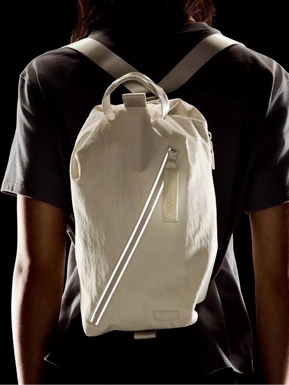 Lululemon Fast Track Bag 2.0 9L Minimalist Ivory Cream Sling Crossbody Backpack